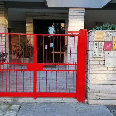 Tanzi Bed & Breakfast 4*