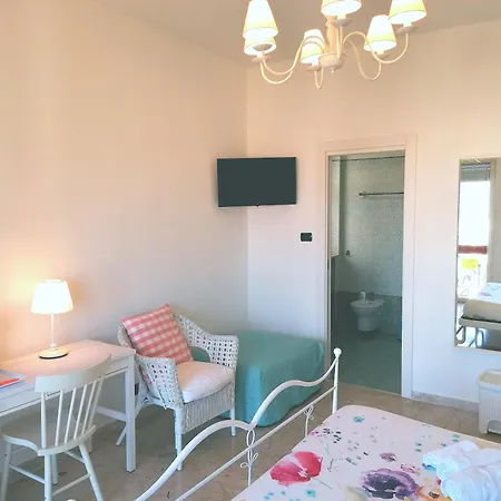 Tanzi Bed & Breakfast