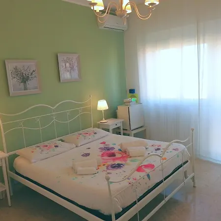 Tanzi Bed & Breakfast Bari