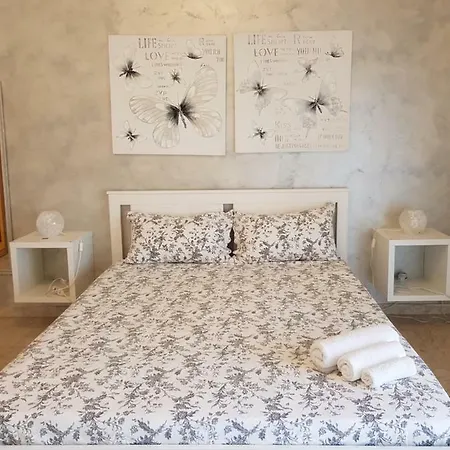 לינה וארוחת בוקר Tanzi