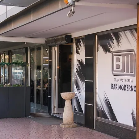 Tanzi 3* Bari