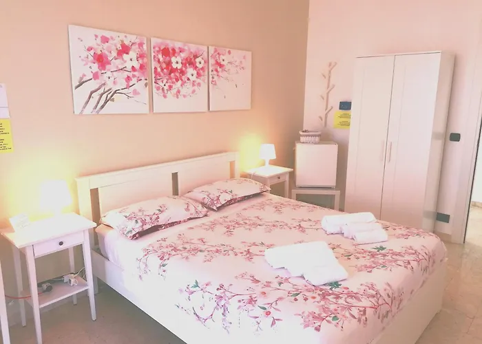 Tanzi Bed & Breakfast 4*