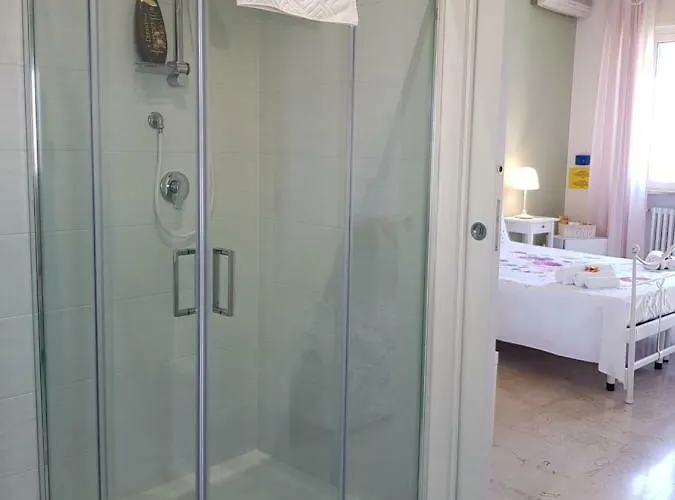 Bed & Breakfast Tanzi 4*